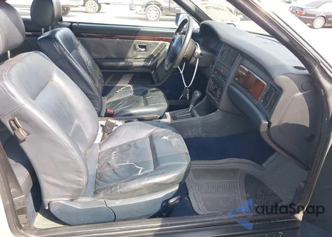 1998 Audi Cabriolet из США, поврежденный, VIN WAUAA88G6WN004869